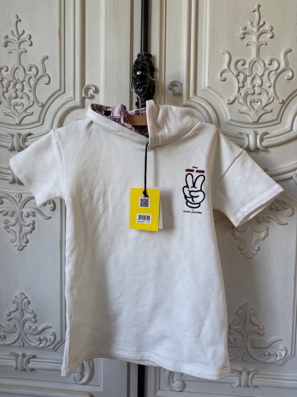 Marc Jacobs Kids White Short Sleeve Hoodie with Pink Lined Hood